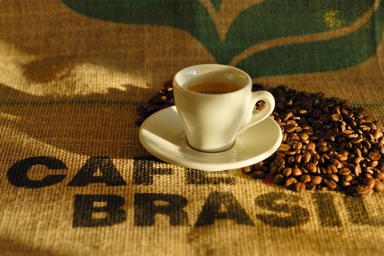 دانه قهوه برزیلی